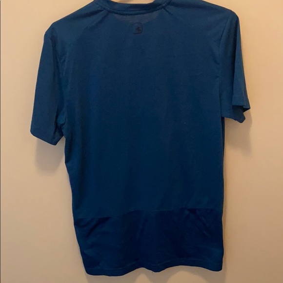 Cool dry Great condition t-shirt. - Picture 2 of 4